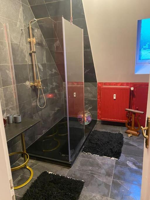 פורת אים וואלד Ferienwohnung In Historischer Villa Mit Gartennutzung מראה חיצוני תמונה